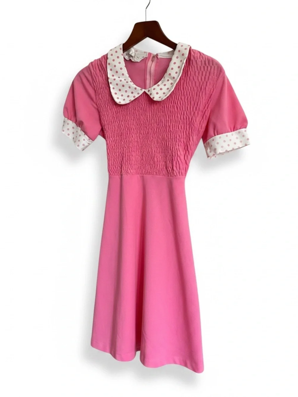jcpenney Pink Smocked Dress with Polka Dot Peter Pan Collar 1970s Mae in USA